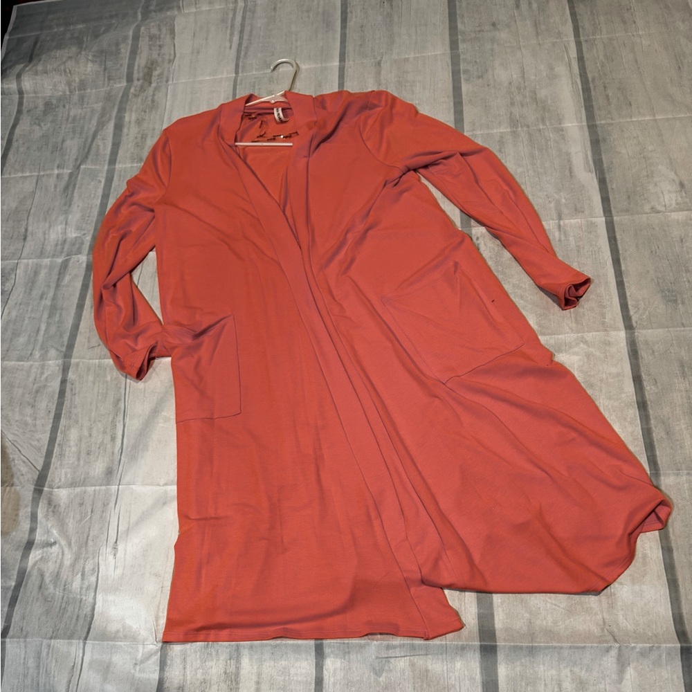 Zenana Brand Size XL super soft long cardi more Coral than photo shows